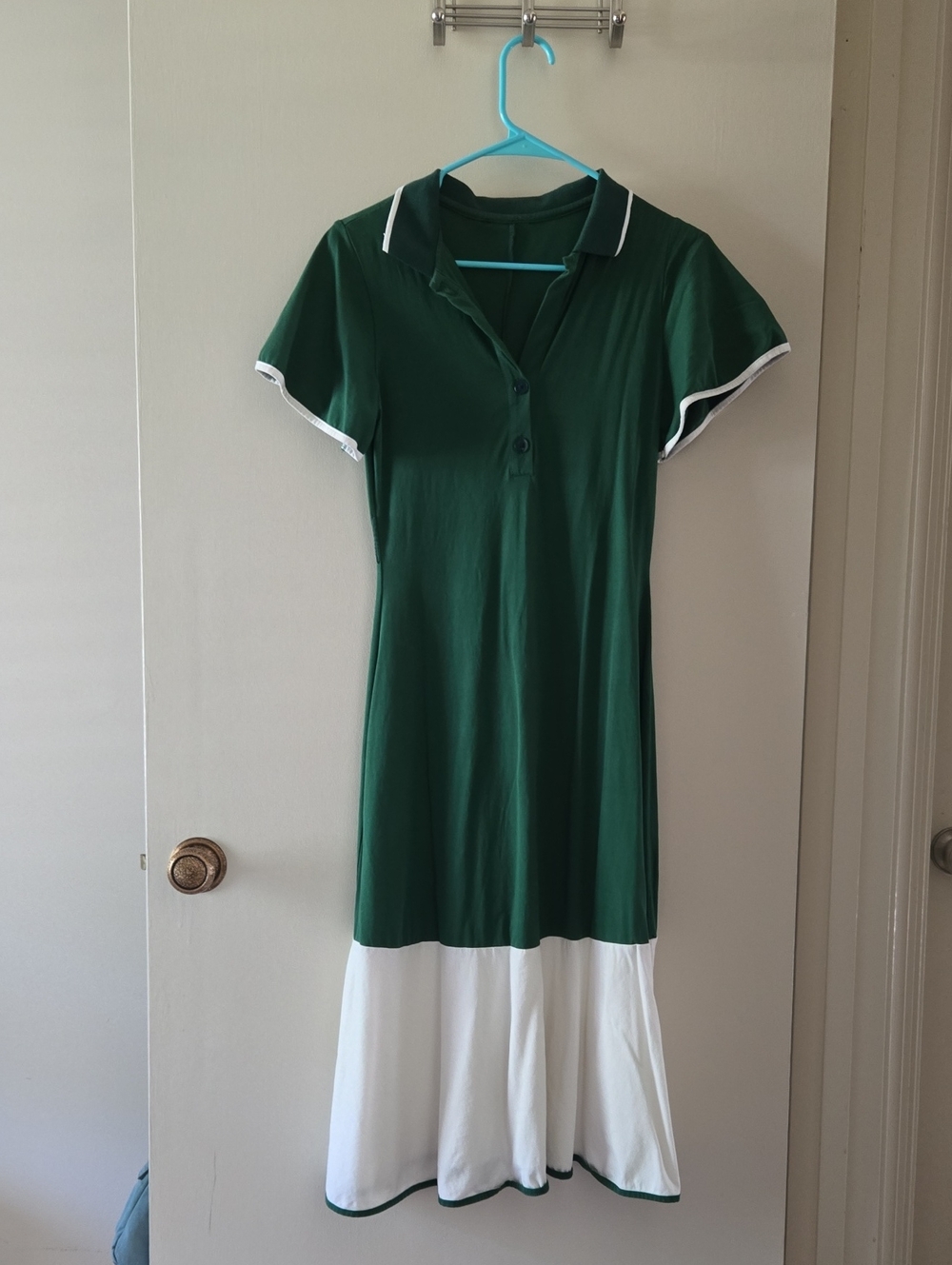 Green and White Polo-Style Midi Dress S